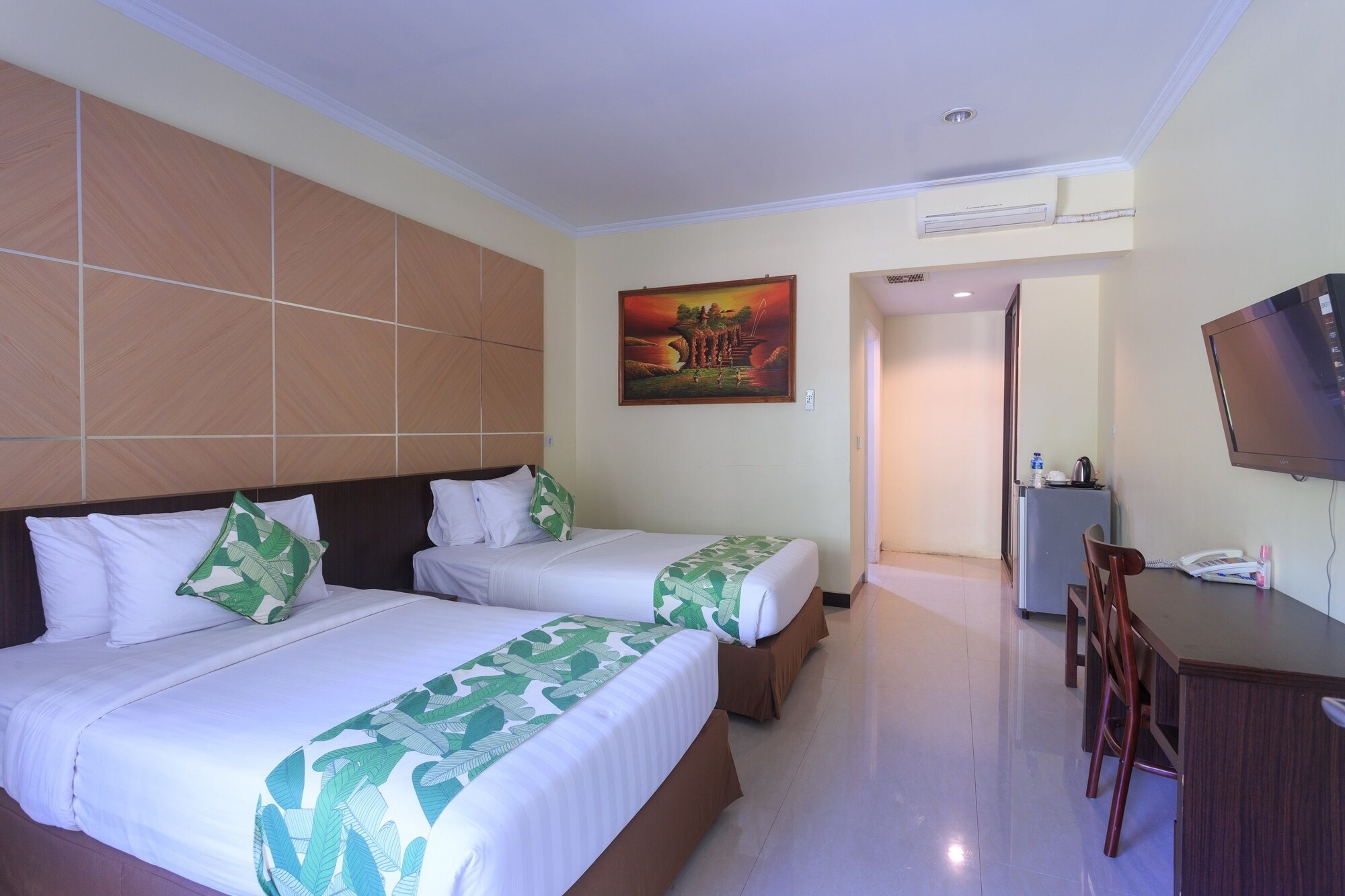 DELUXE, COTTAGE, DOUBLE OR TWIN BED, GARDEN VIEW