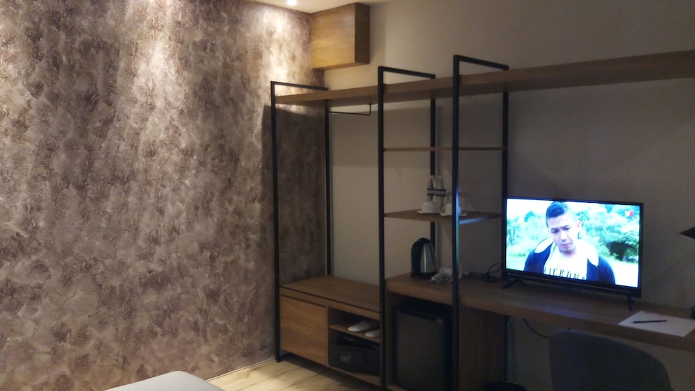 Roxy Hotel Padungan 21/31