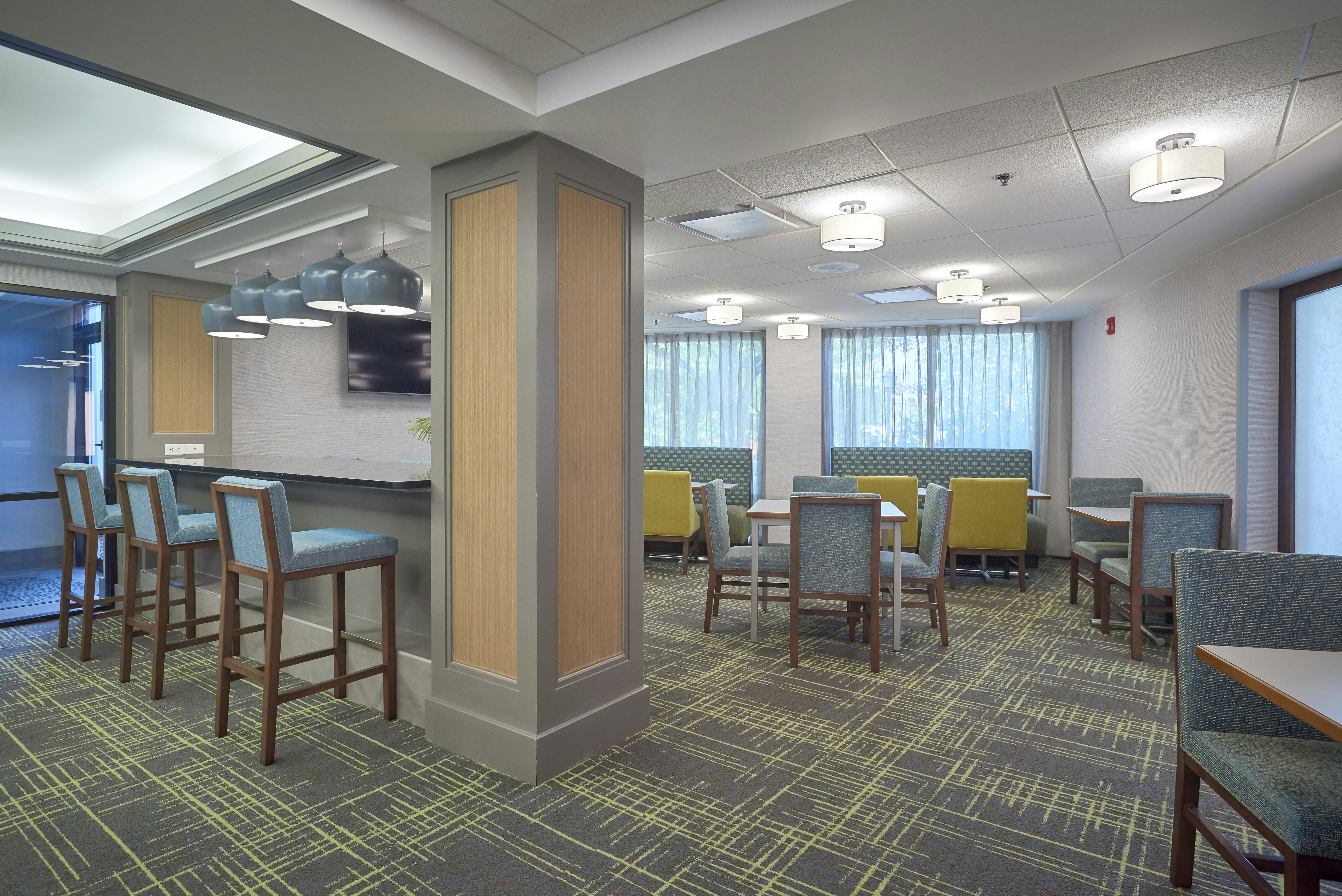Hampton Inn Harrisburg West 16/26