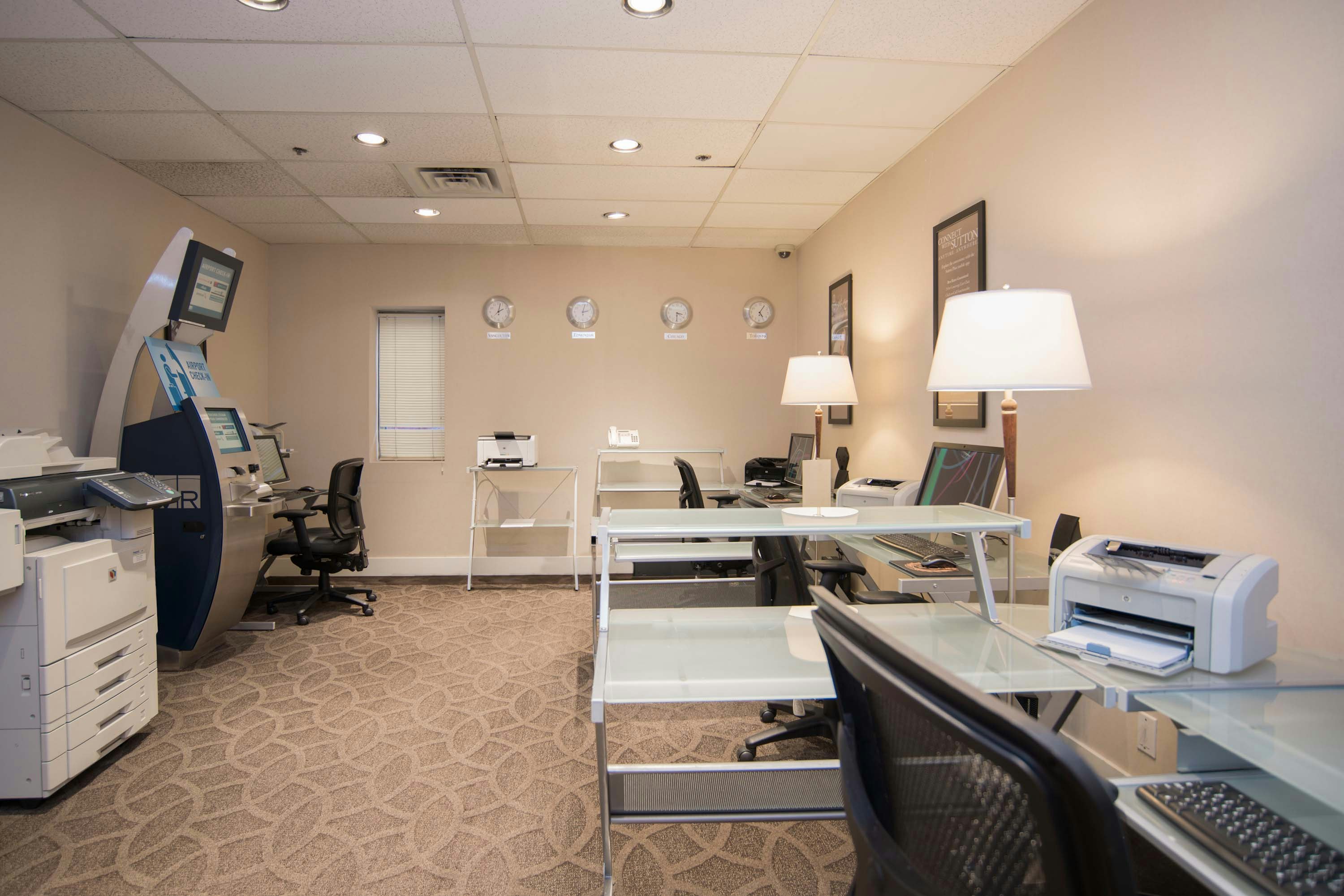 Sutton Place Hotel 50/55
