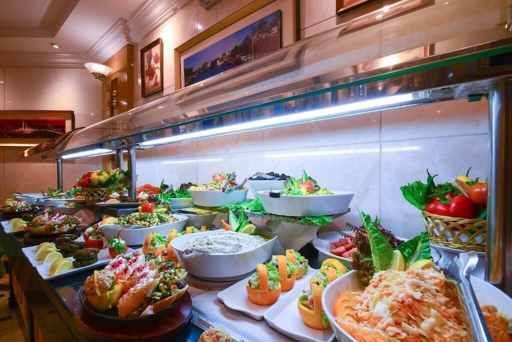 فندق نزل الشاكرين(Al Shakreen Golden Tulip (ex. Nozol Al Shakreen Hotel)) 43/54