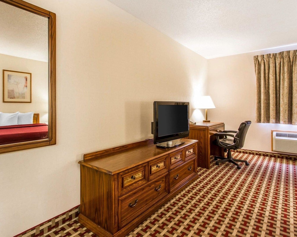 Quality Inn Suites Marion 35/44