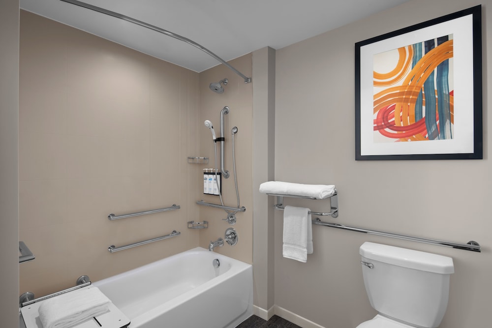 Hyatt House Lansing University Area 48/49
