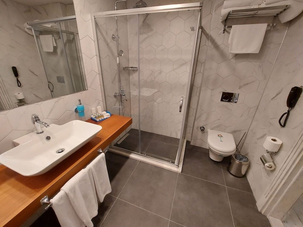 Assos Barbarossa Hotel 20/74