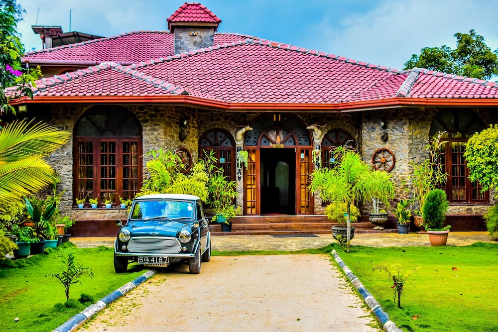 MF Estate Holiday Bungalow 38/40