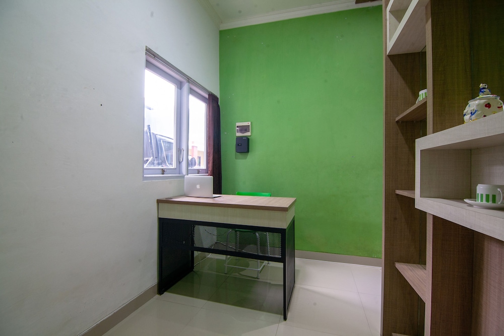 OYO 2808 D'residence Syariah 24/26