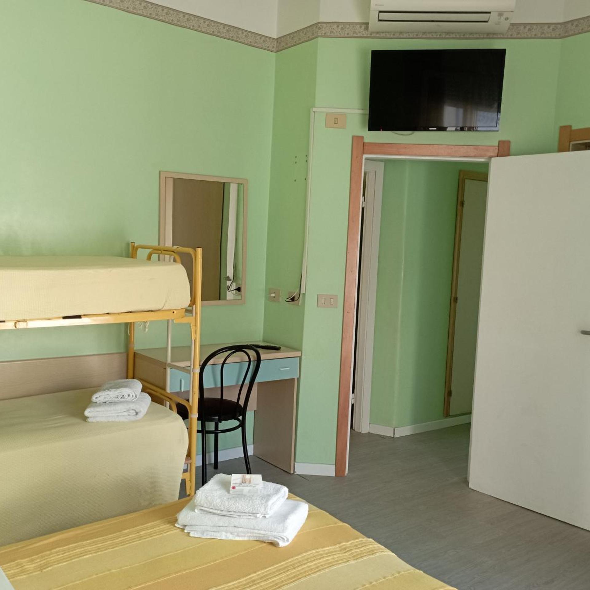 Hotel Raul 40/50