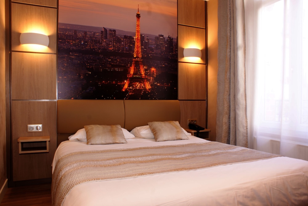 Hotel Esteem Tour Eiffel 13/61