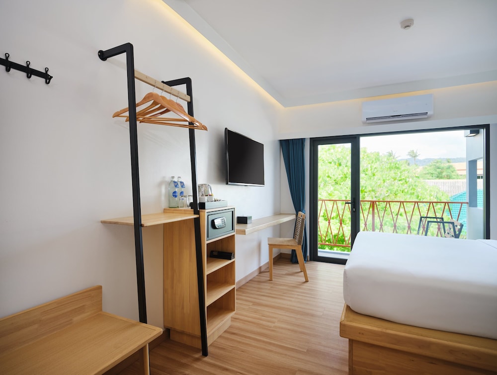 Lub D Koh Samui Chaweng Beach 24/75