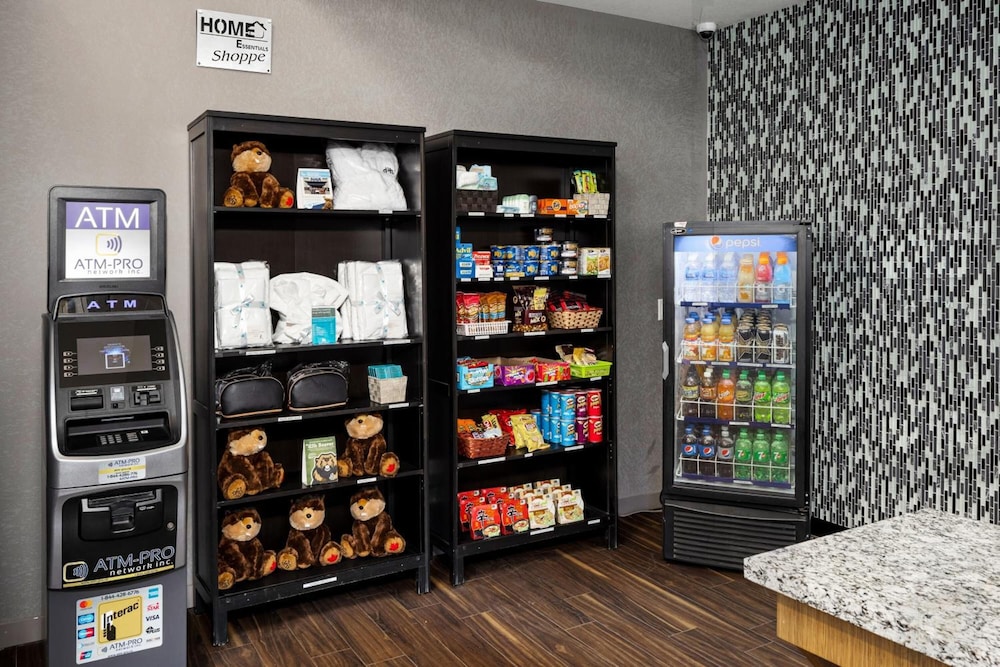 Home Inn And Suites Swift Current 46/60