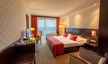 Standard, Double Bed, Castle View, Balcony