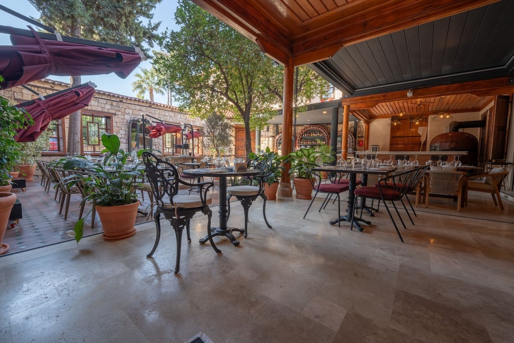 Belmondo Suites Old Town Antalya 42/50