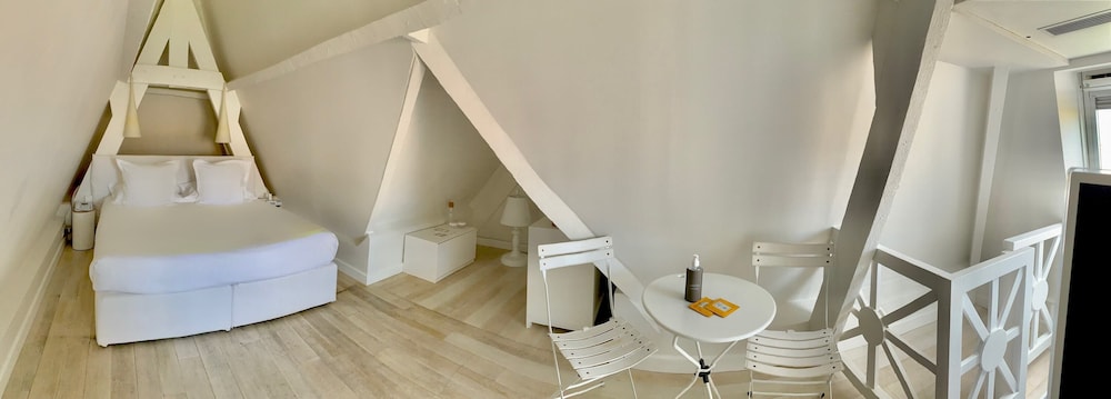 ATELIER, DUPLEX