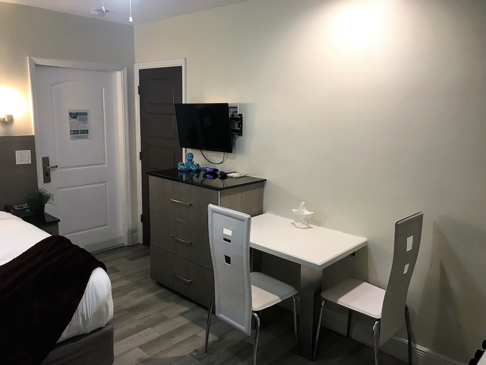 Caribbean Resort Suites 36/65