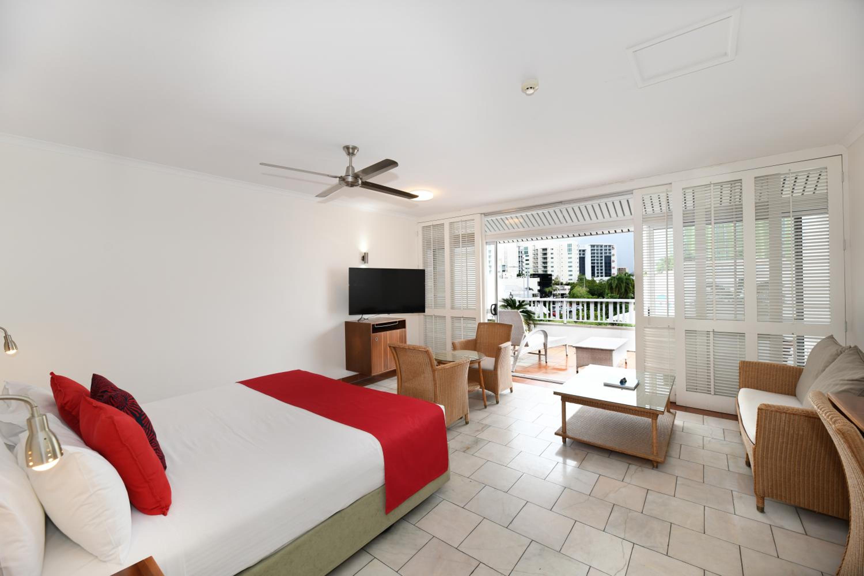 Tower, Deluxe, King Bed