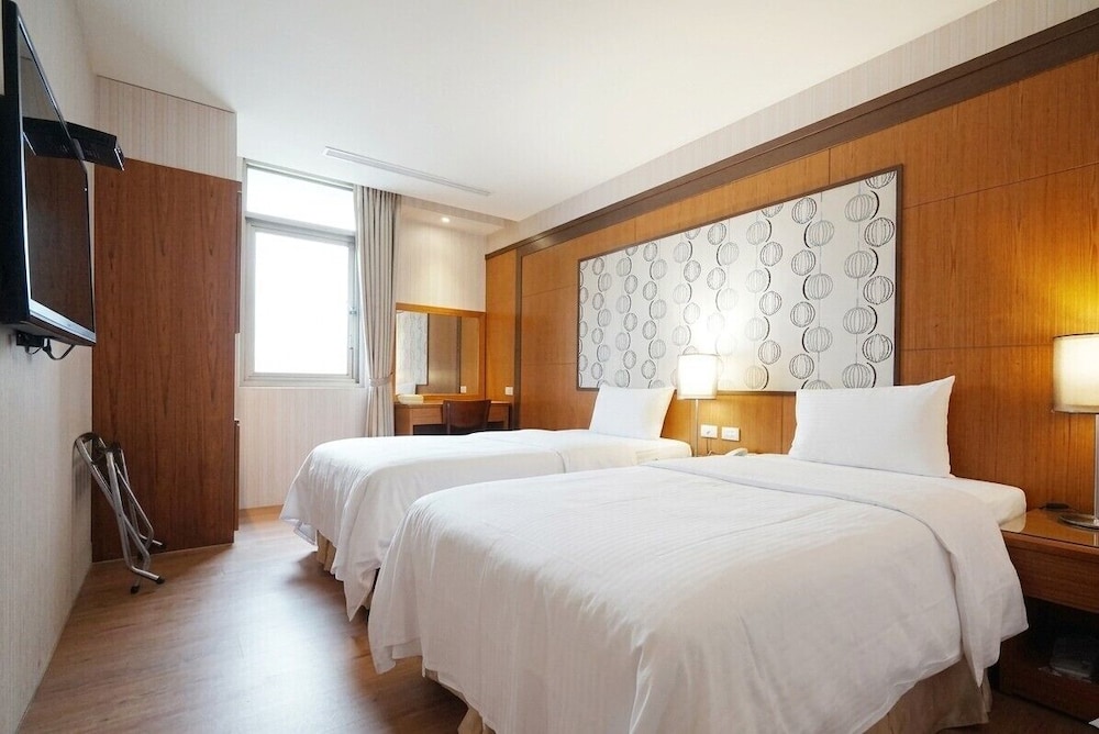York Hotel 25/49