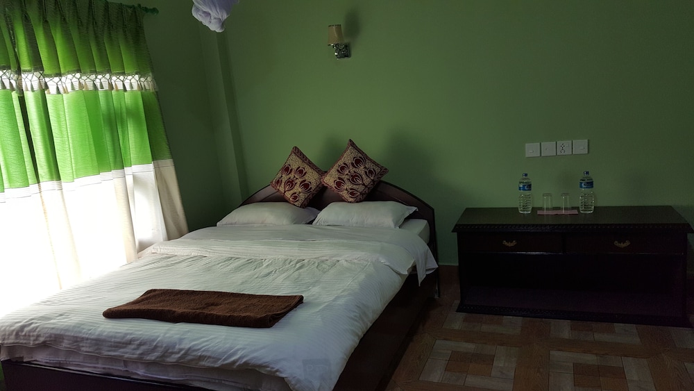 Sauraha Resort 18/50