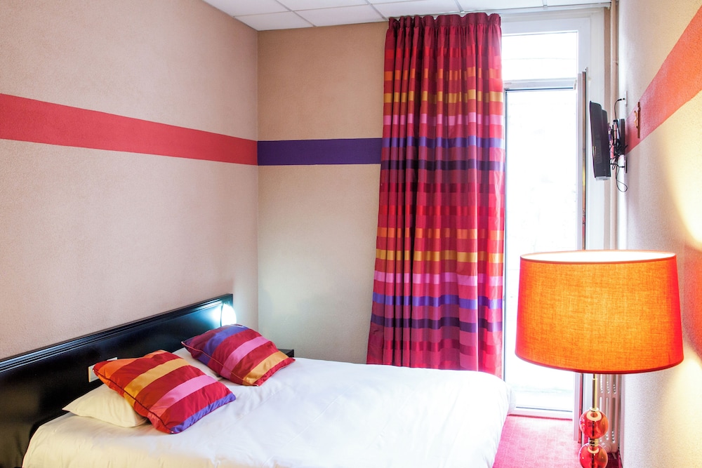 Hotel Saint Sauveur 34/53