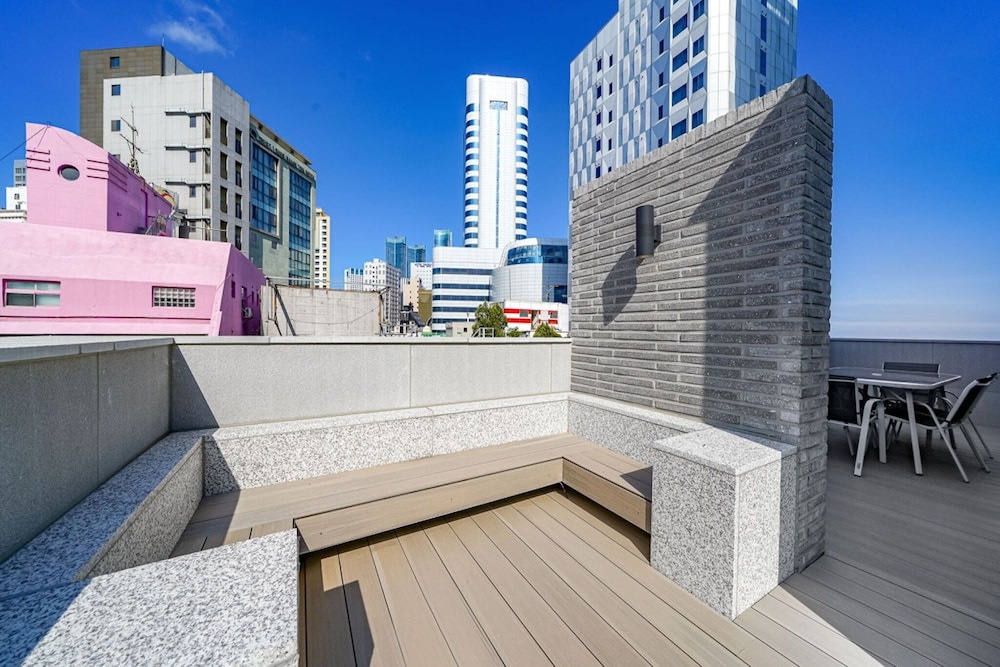 Haeundae Thevan Hotel 35/50