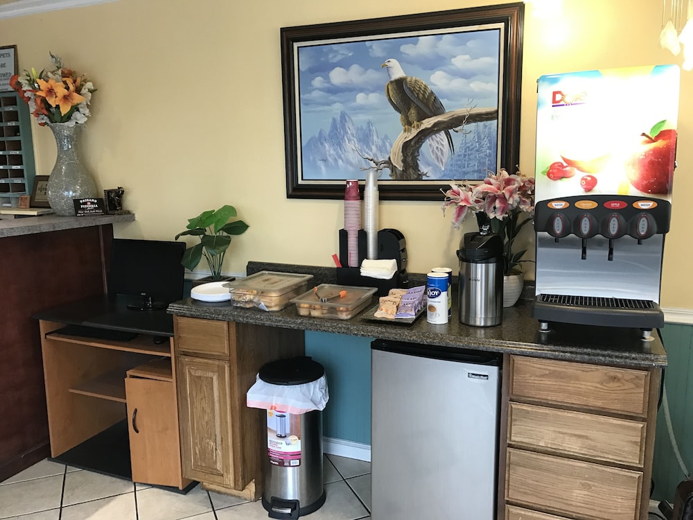 Budget Inn of America 49/65
