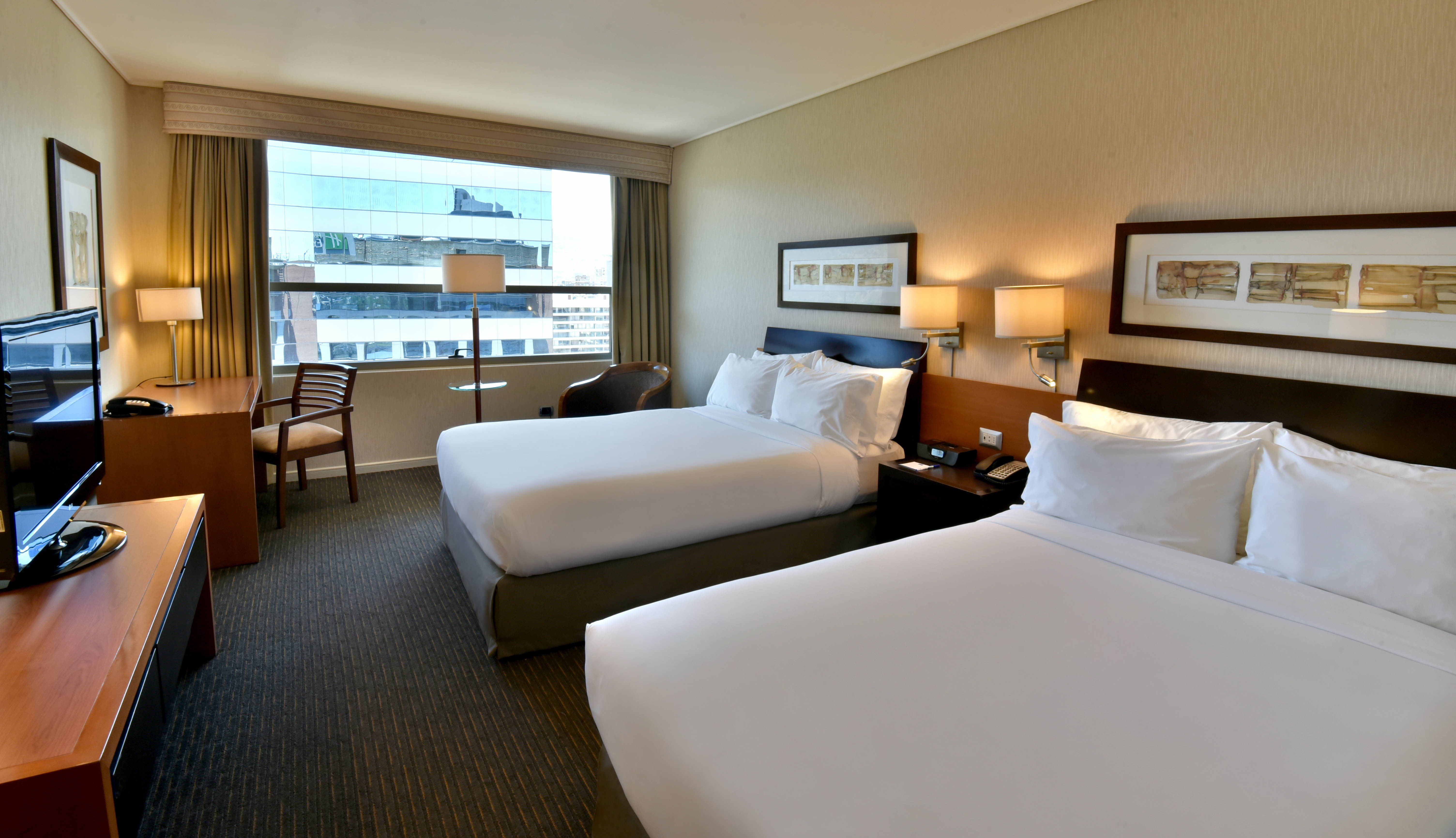 Holiday Inn Express Santiago Las Condes Former Holiday Inn Express Santiago el Golf 31/75