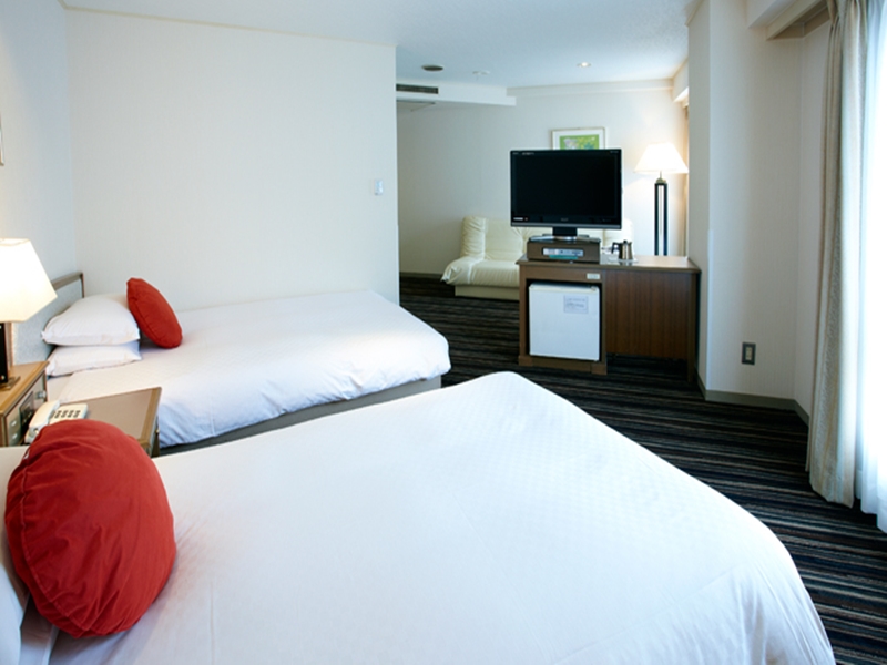 Pearl Hotel Mizonoguchi 12/26