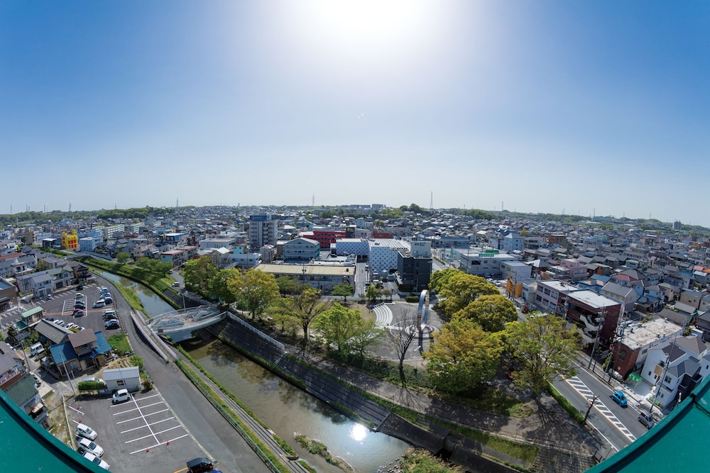 Tokai City Hotel 64/70