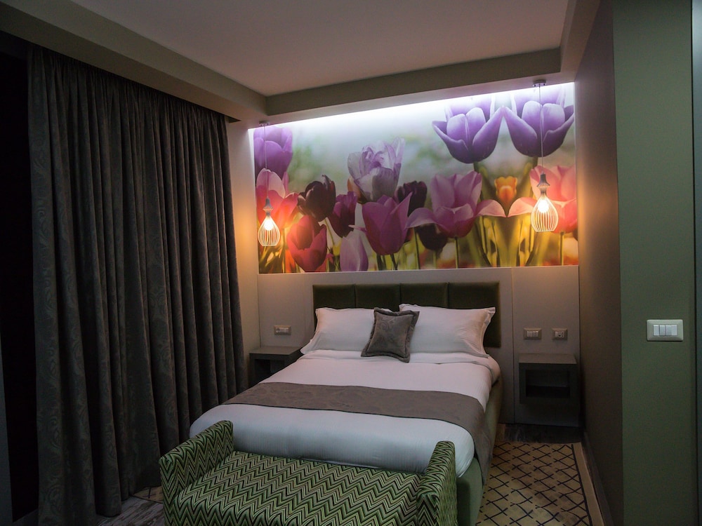 New W Hotel 38/50
