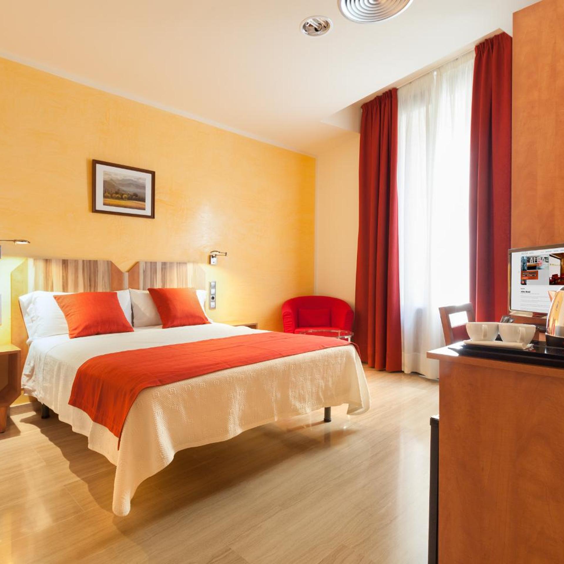 غرفة بسرير مزدوج مع سرير إضافي، Alba Hotel 3/8