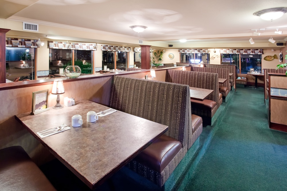 Holiday Inn Osoyoos 54/81