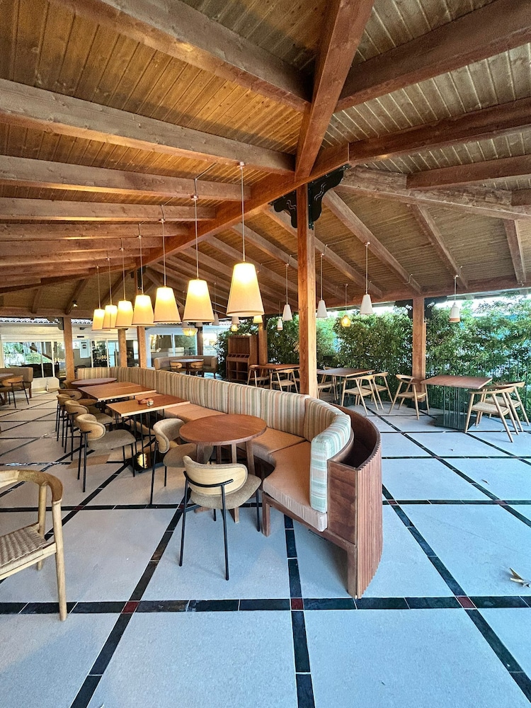 Del Mar Hotel And Spa 29/47