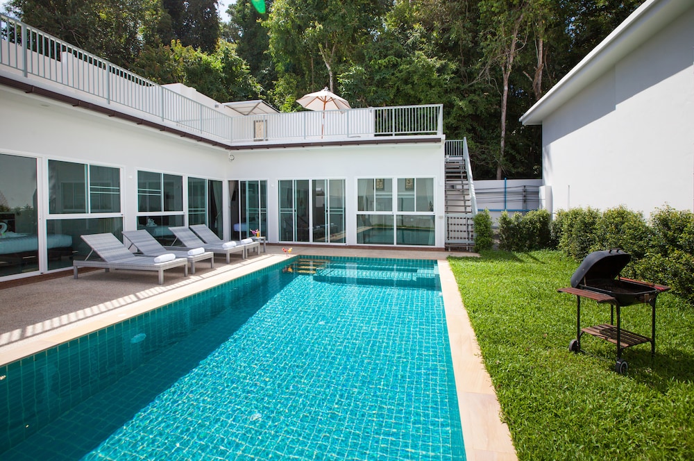 Lux Family Villas 7/73