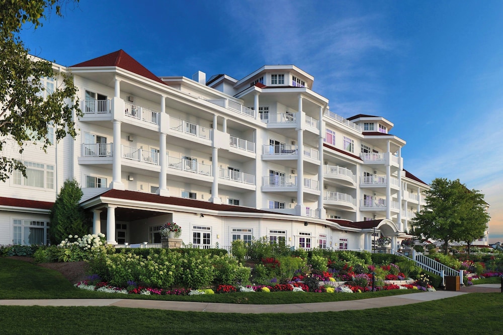 The Inn At Bay Harbor Autograph Collection 3/50