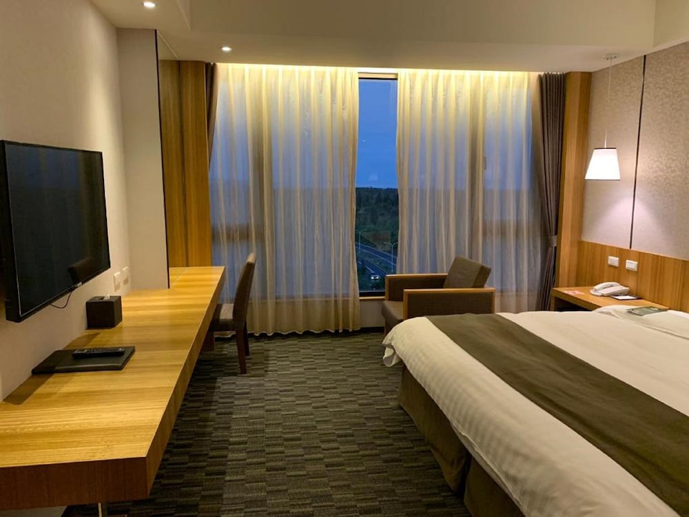 Kai Shen Starlight Hotel 12/62