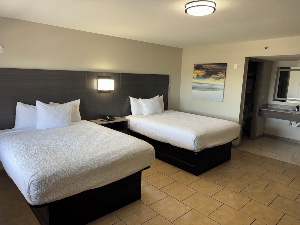 Travelodge by Wyndham Venice 7/46