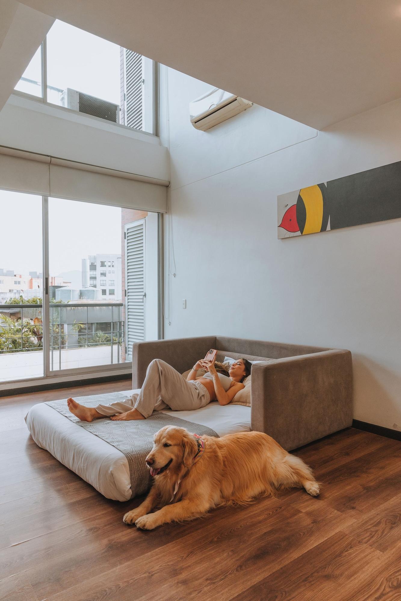دوبلكس سوبيريور، Travelers Apartamentos and Suites Orange Medellin 4/6