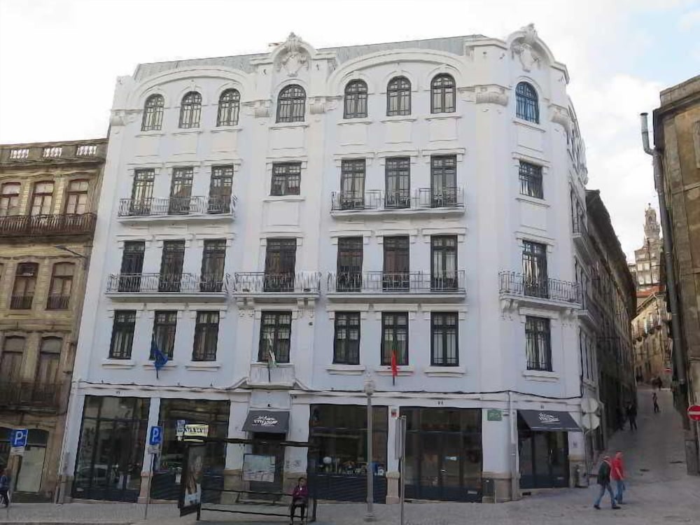 Porto Central Flats 1/50