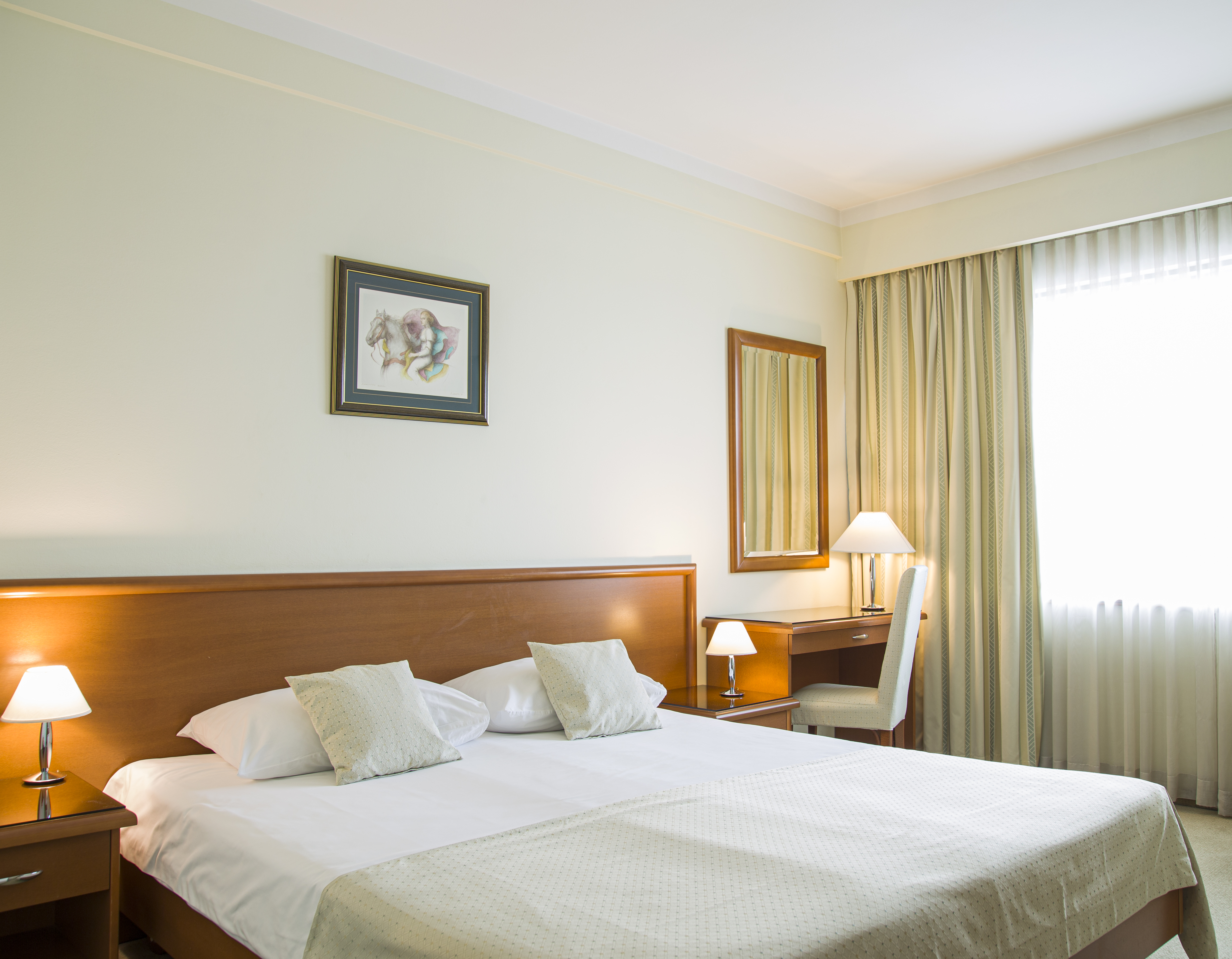 COMFORT, DOUBLE BED