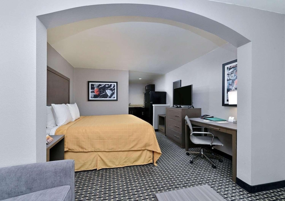 Quality Inn Suites Cotulla 31/49