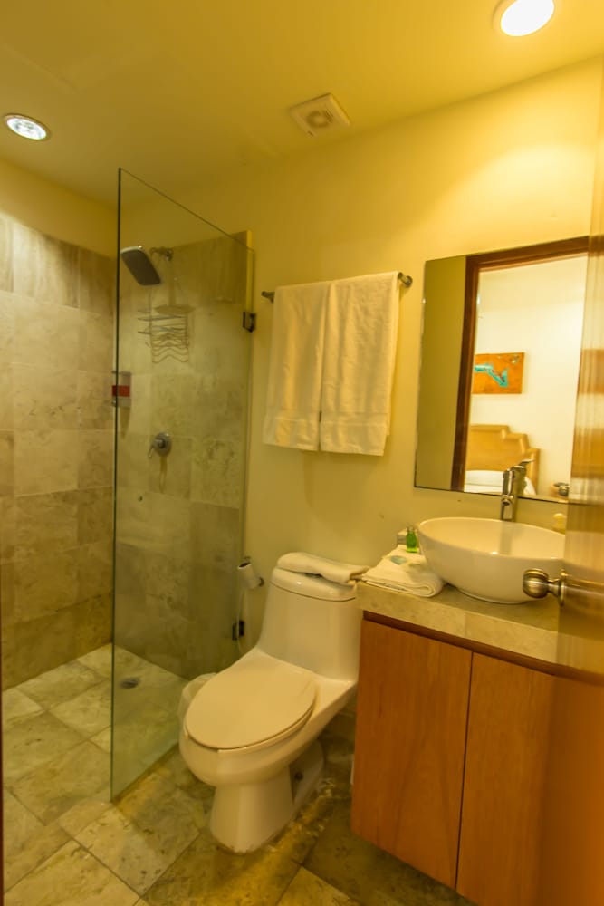 Coral Maya Stay Suites 16/50