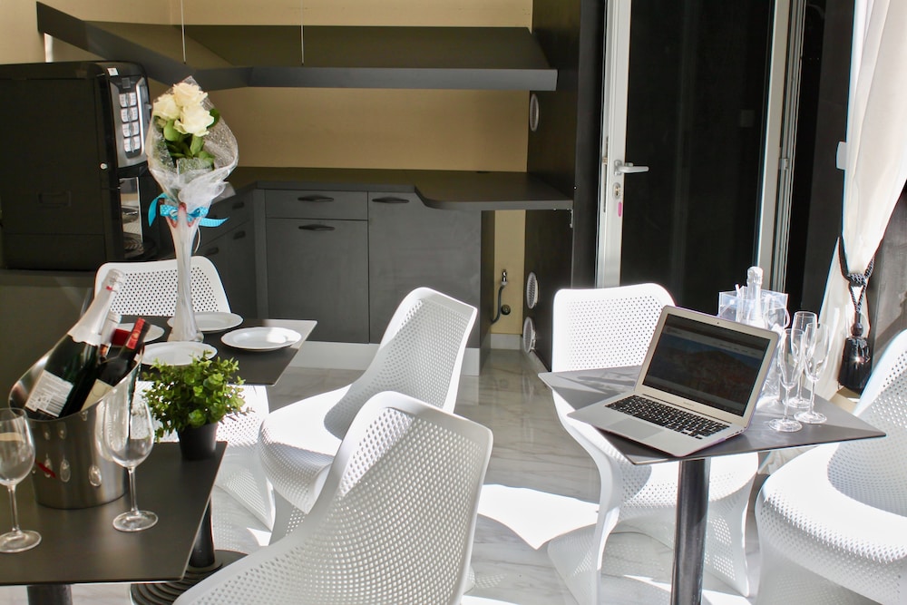 Galeria Valeria Seaside Downtown - MAG Quaint & Elegant Boutique Hotels 59/75