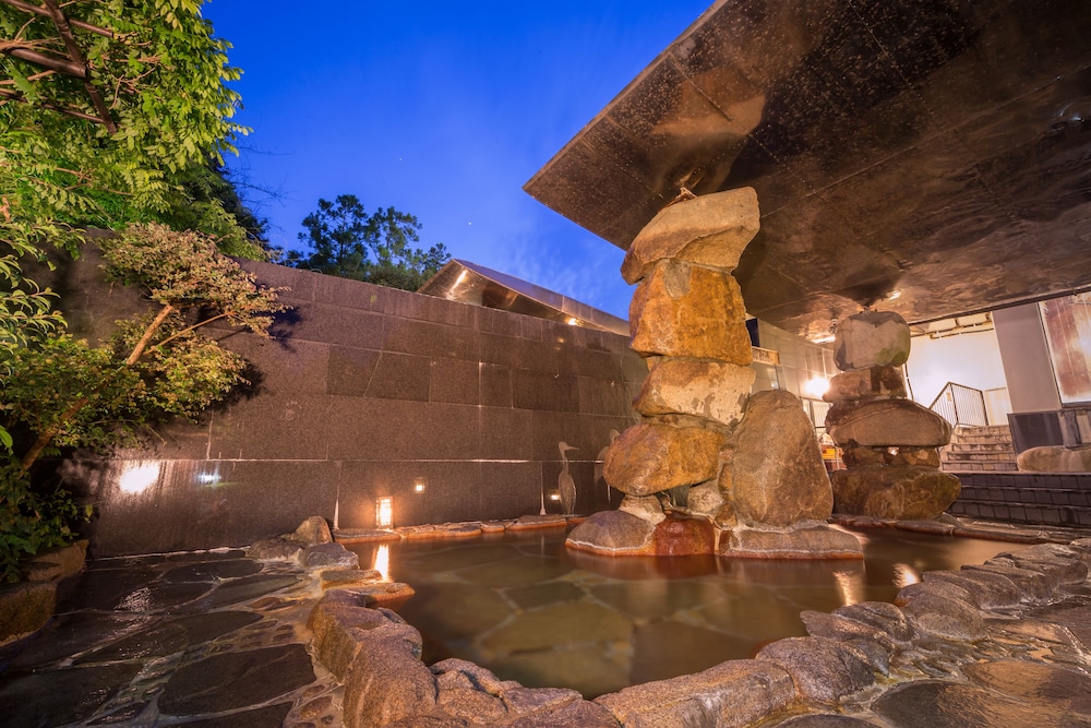 Poppy Springs Resort & Spa 42/63