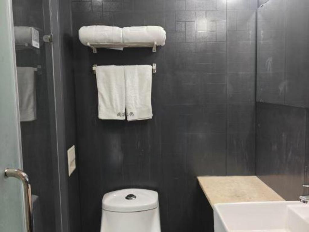 Thank Inn Plus Hotel Shanghai Songjiang District Yexie Town Yexingong Road 42/42