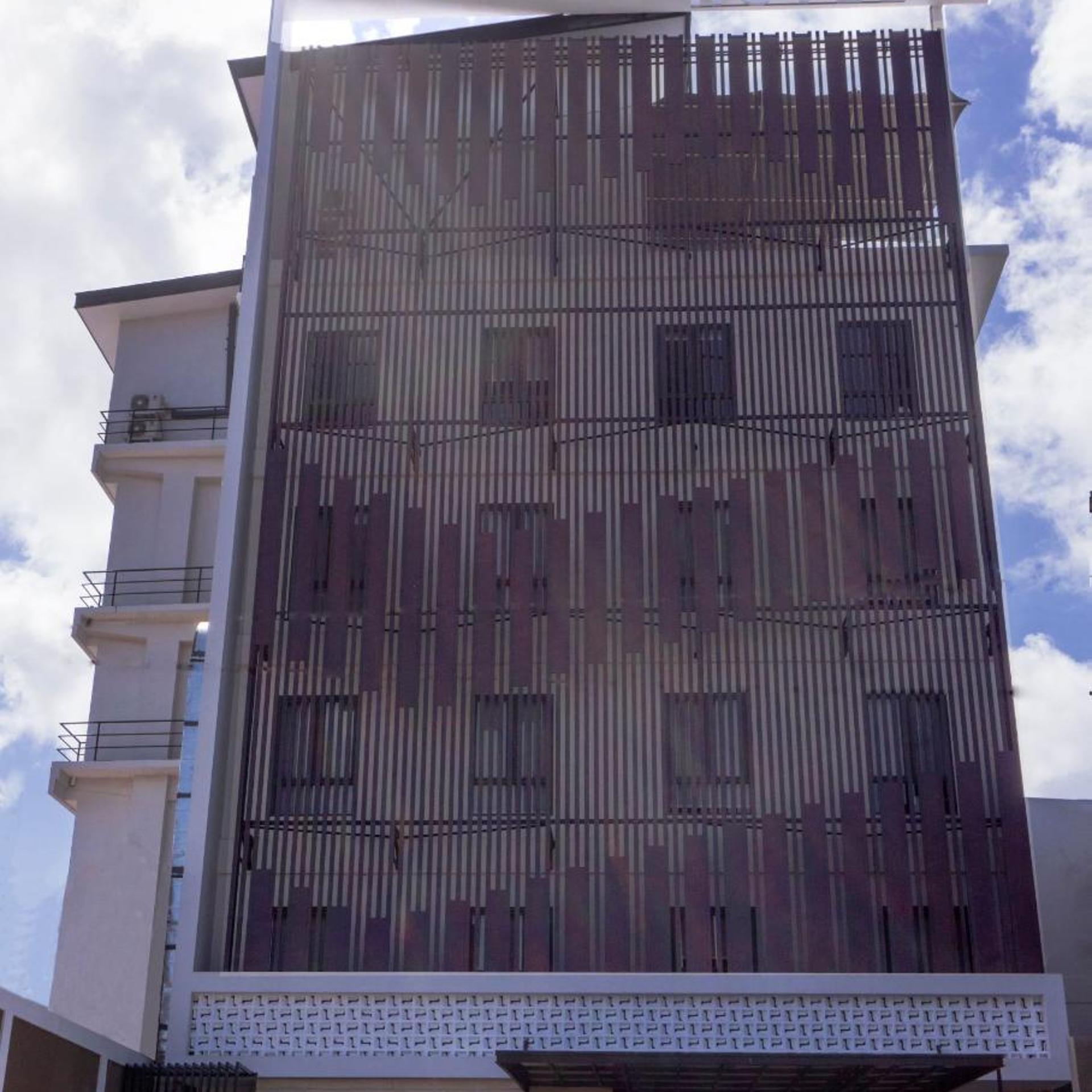 Front One King Hotel Tuban 2/68