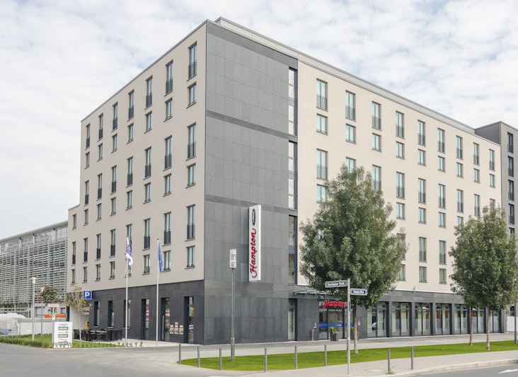 HAMPTON BY HILTON FRANKFURT CITY CENTRE MESSE in FRANKFURT