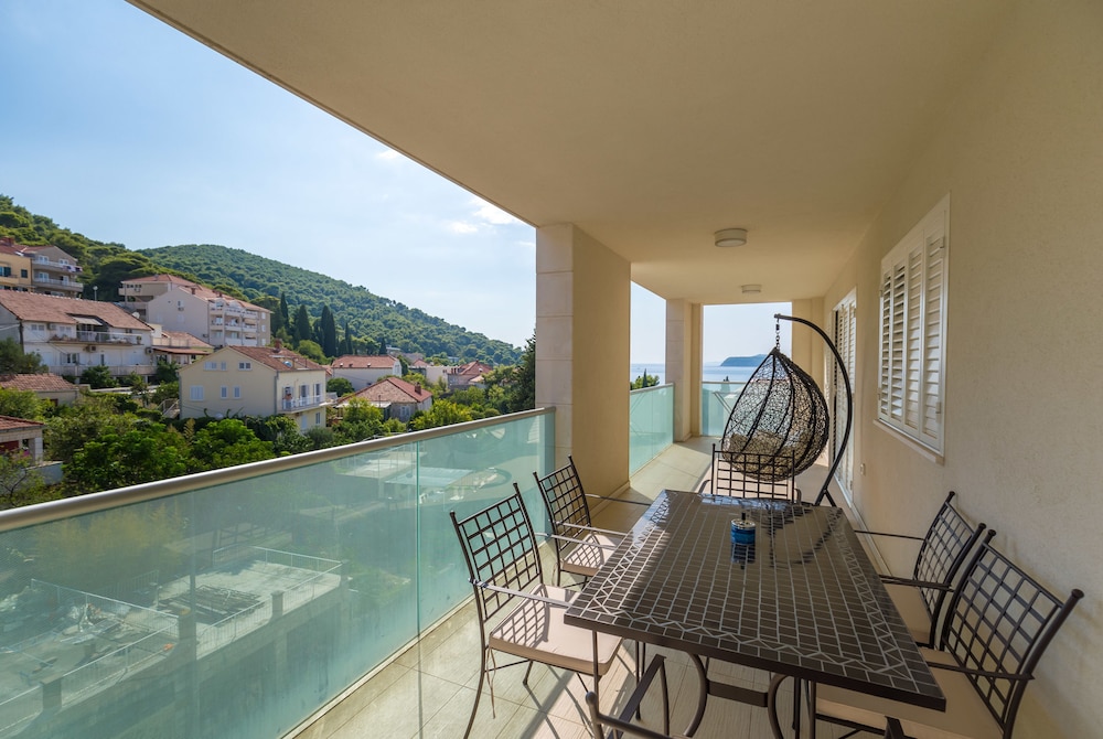 Antonio Luxury Beach Suites 14/35