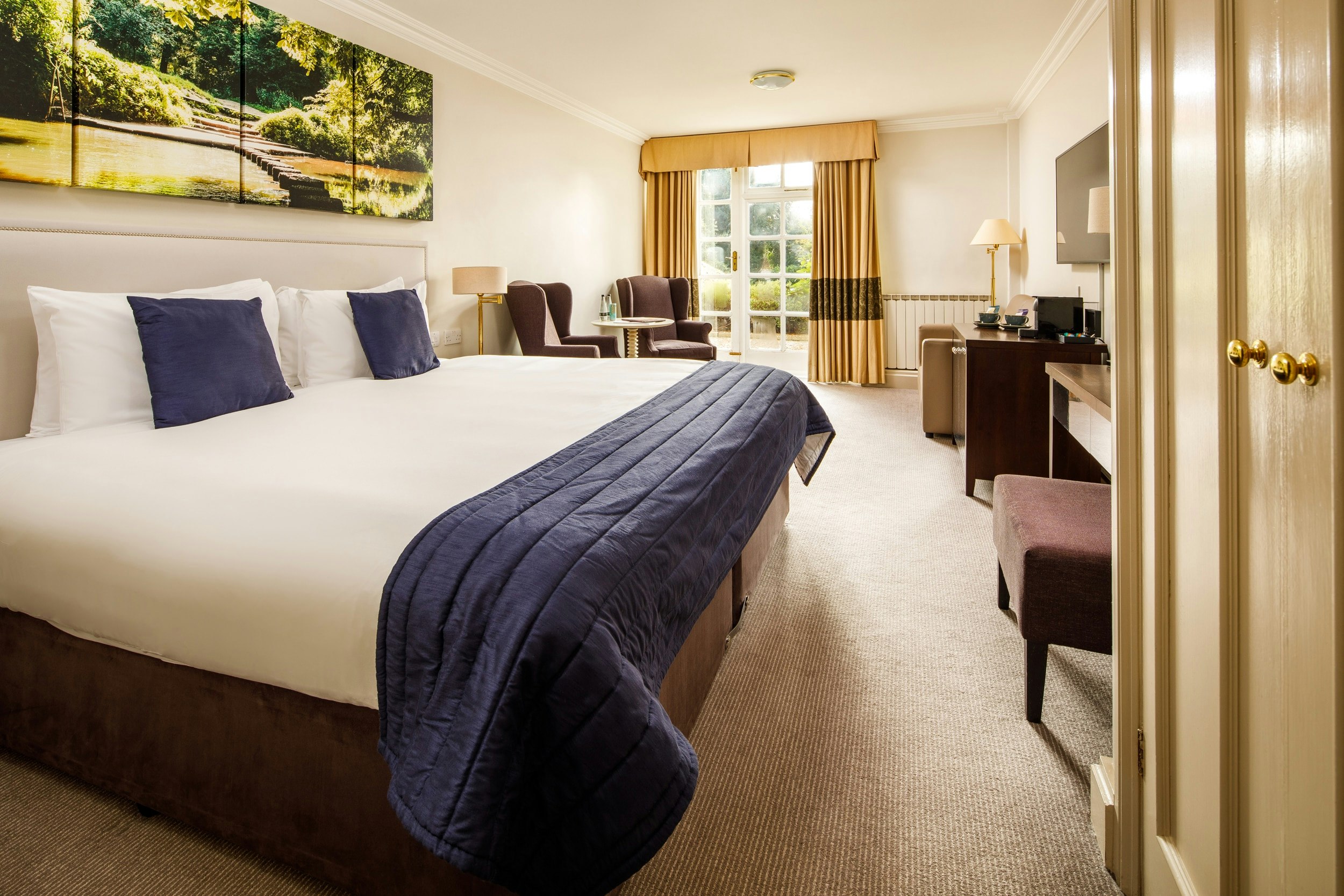 Sunday Box Hill Burford Bridge Hotel 16/57