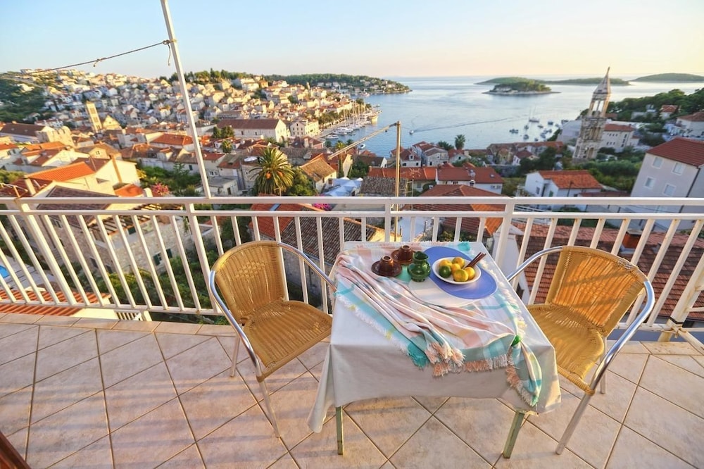 Bocin Rosso Apartments 34/50