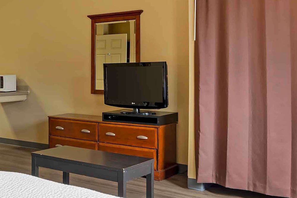 Extended Stay America Suites Houston Sugar Land 47/57