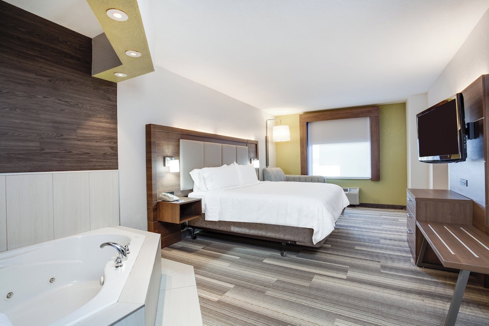 Holiday Inn Express Hotel Suites Clewiston 46/46